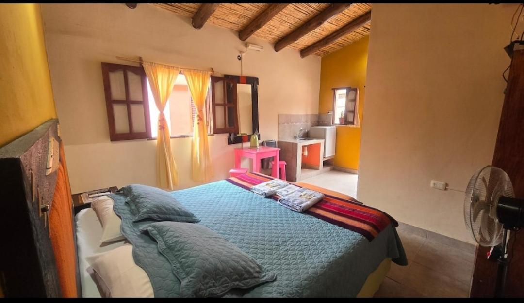 Hostal Paseo De Los Colorados Purmamarca Bilik gambar